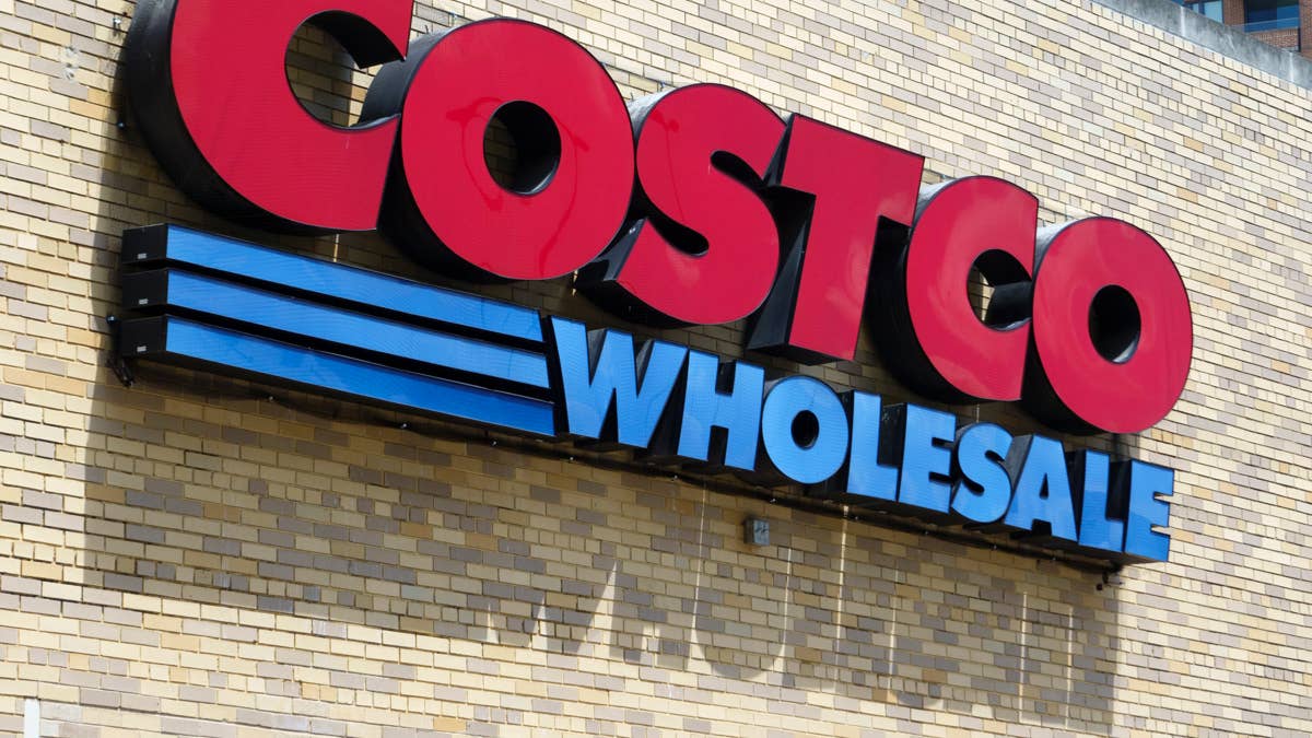 Costco is selling a self-cleaning litter box with a 3-year warranty