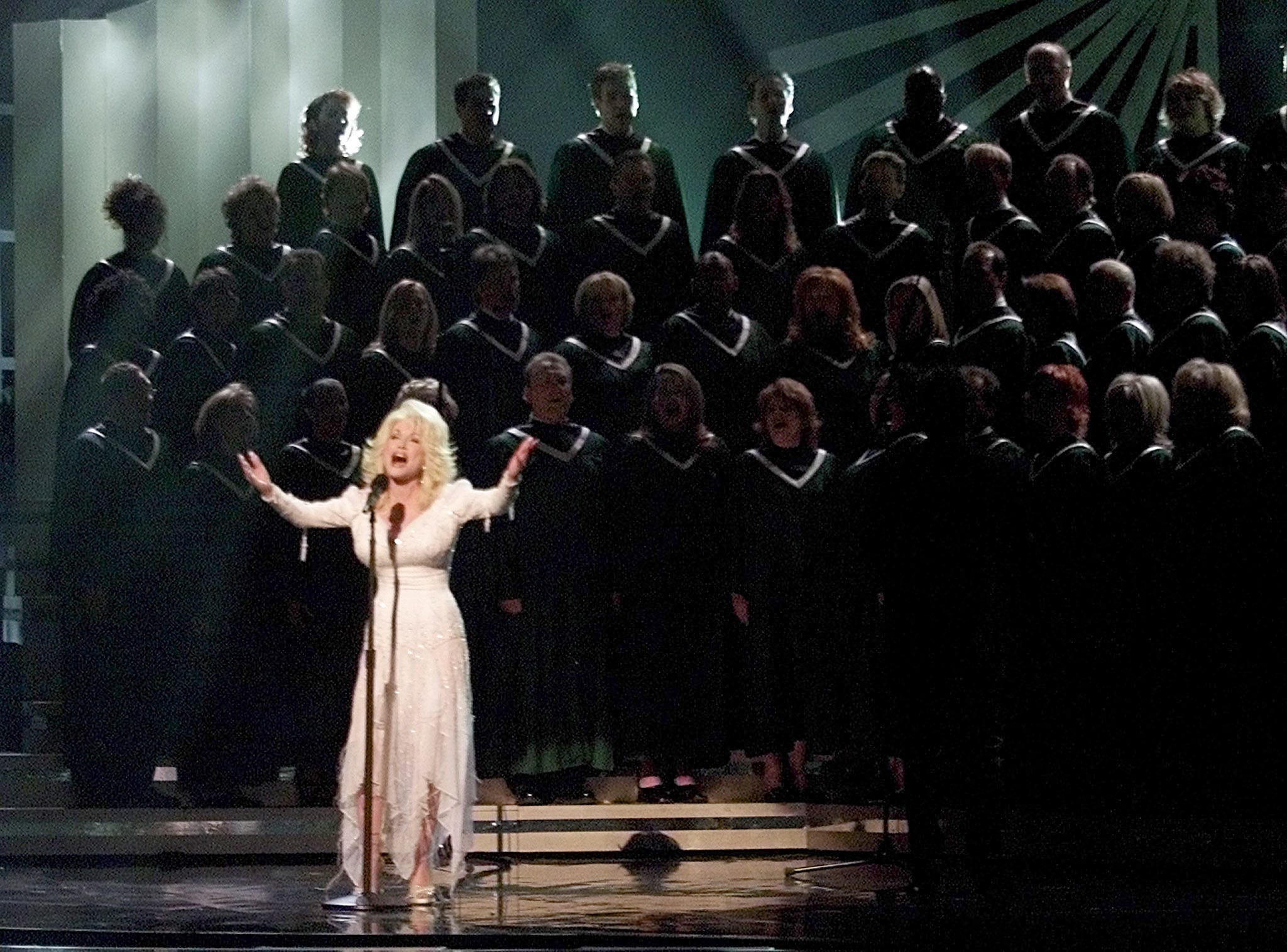 15-of-the-best-quotes-from-country-music-legend-dolly-parton
