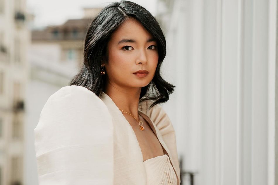 Next fashion icon? Alex Eala gets attention of former Vogue editor Anna ...
