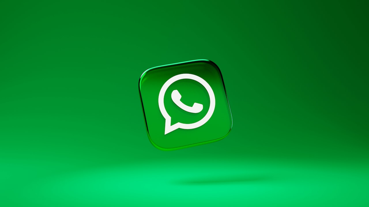 whatsapp-unveils-new-security-features-upgrades-six-digit-pin-to-full