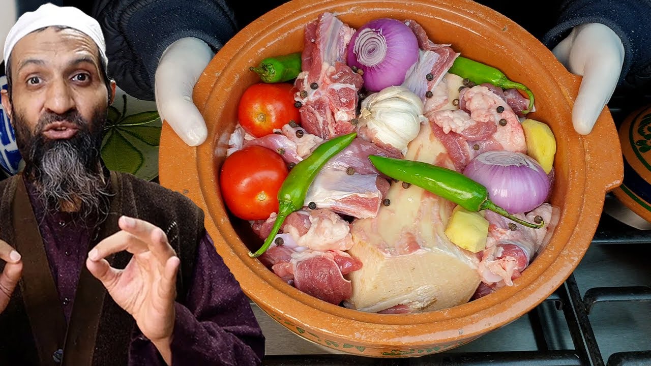 मिट्टी के बर्तन में पारंपरिक दमपुख्त मटन