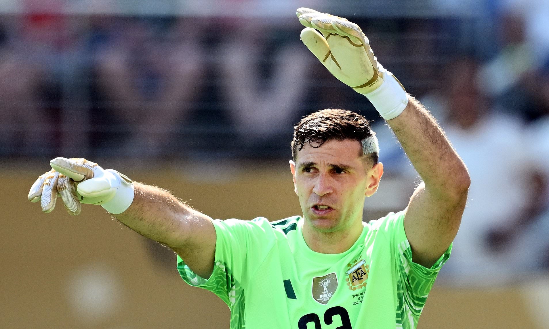 Chelsea offered Emiliano Martinez from Aston Villa - who Juventus bid just £6m for