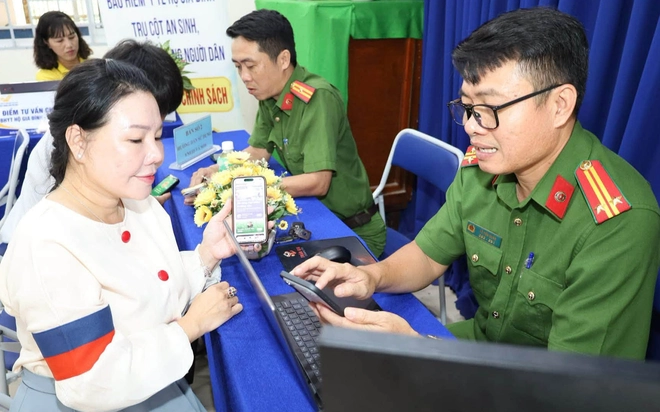 Hỗ trợ cộng đồng dân cư trực tuyến nâng cao kỹ năng số cho người dân