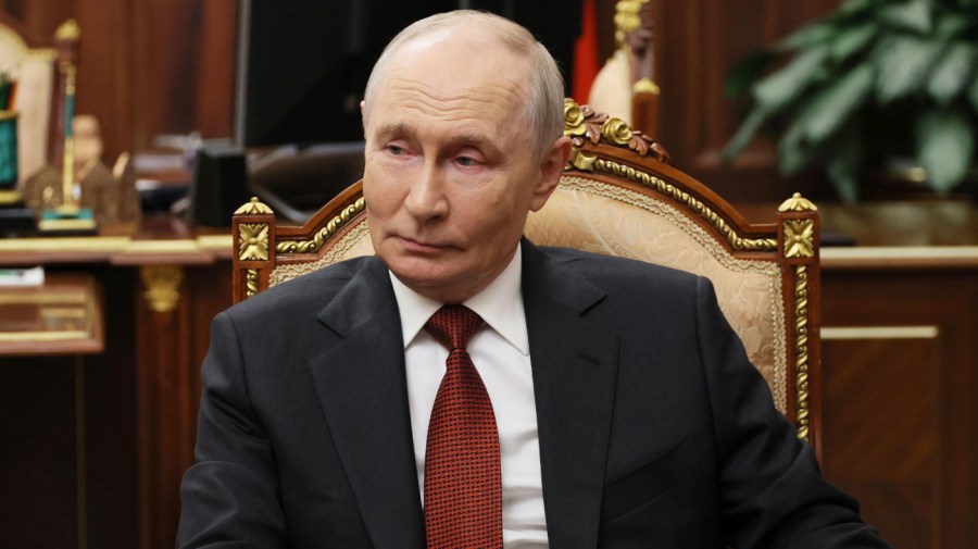Opinion: The House must turn the screws on Putin