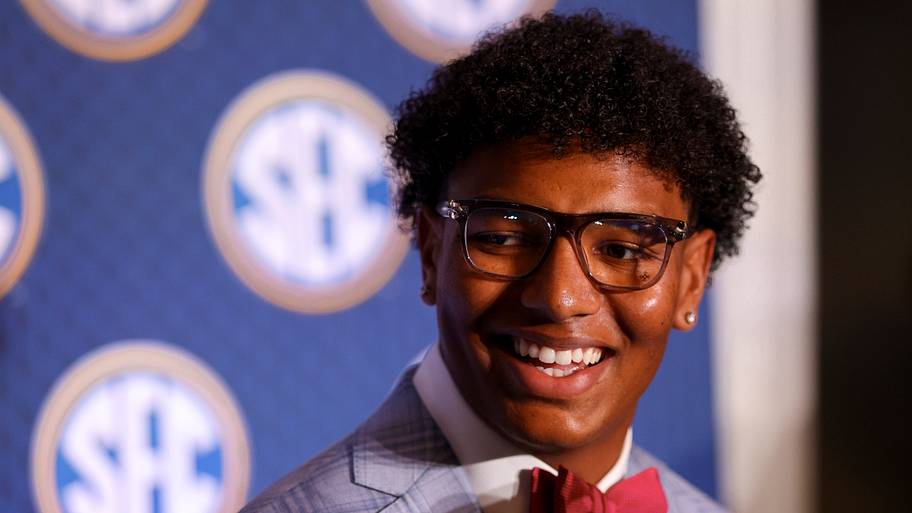 3,900-yard QB ranked No. 1 in SEC ahead of 2026 college football season