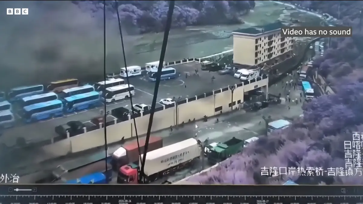 Kamera Rekam Detik-Detik Mengerikan Banjir Bandang Nepal-Tibet, Air Lumpur Menyerang Tiba-Tiba