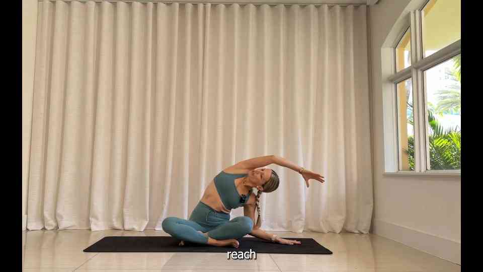 The ultimate mat pilates workout: Tone your abs, glutes & back!