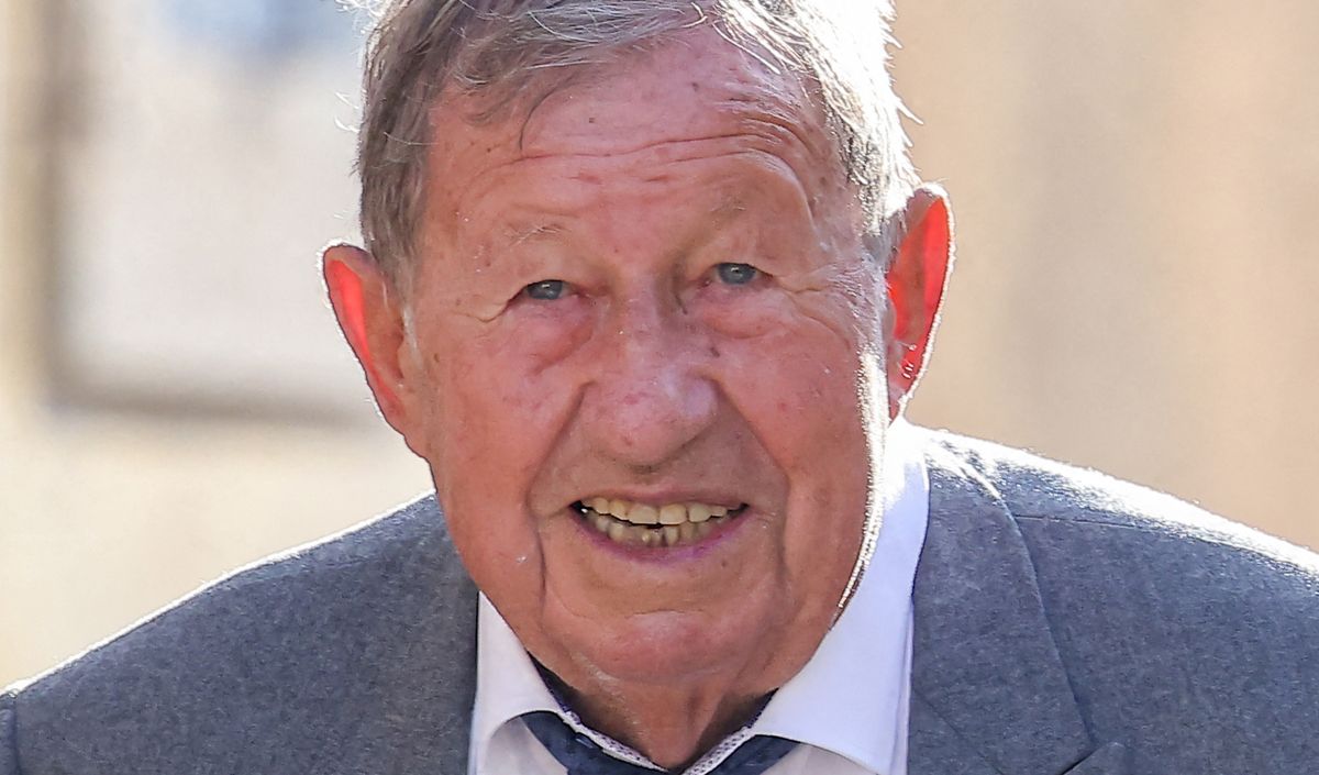 rare-sortie-publique-pour-guy-roux-87-ans-pour-accompagner-un-ami