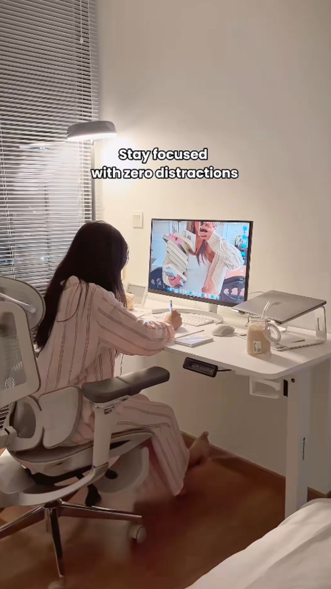 Viwoods AIPaper brings smart reading with ChatGPT support