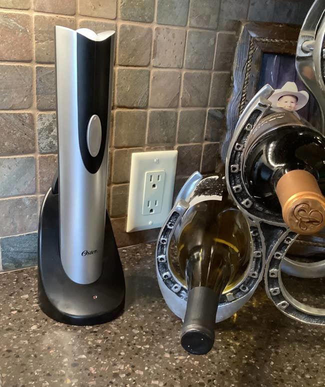 27 things to bring to a housewarming party they will actually appreciate