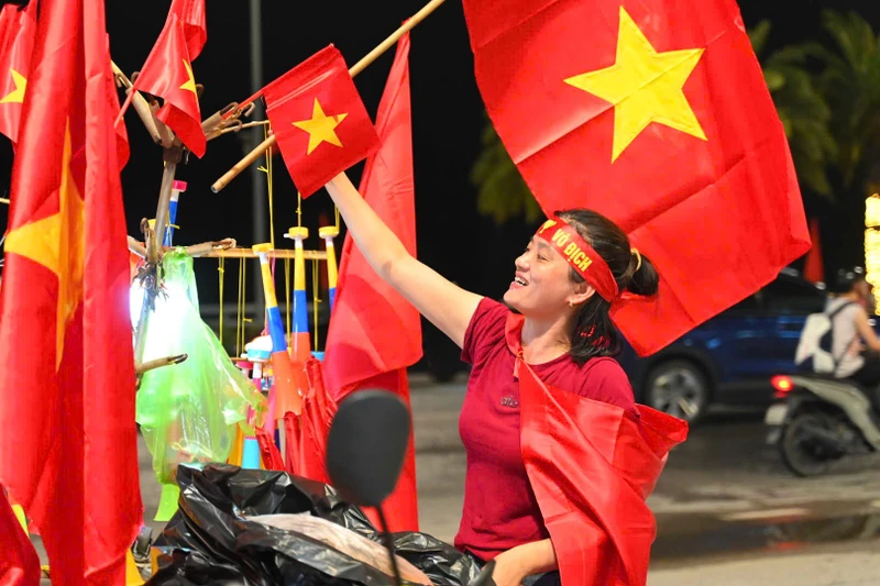 Người dân cả nước vỡ òa