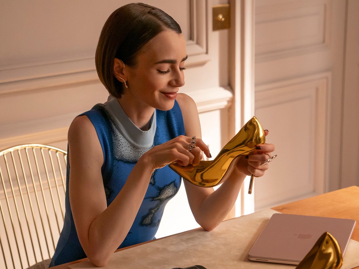  Bin Sprachlos Lily Collins Nimmt Abschied Von Emily In Paris 