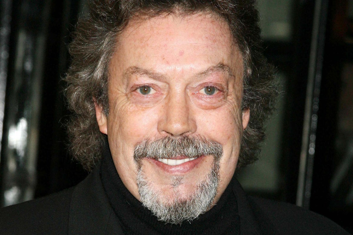 rob-schneider-remembers-great-and-wonderful-home-alone-co-star-tim-curry