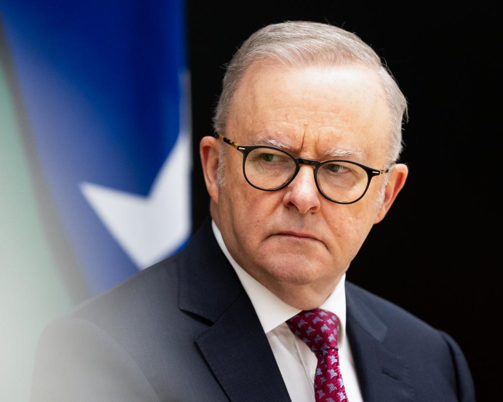 Australia's refugee intake to be slashed as Labor works to reduce migration amid One Nation pressure