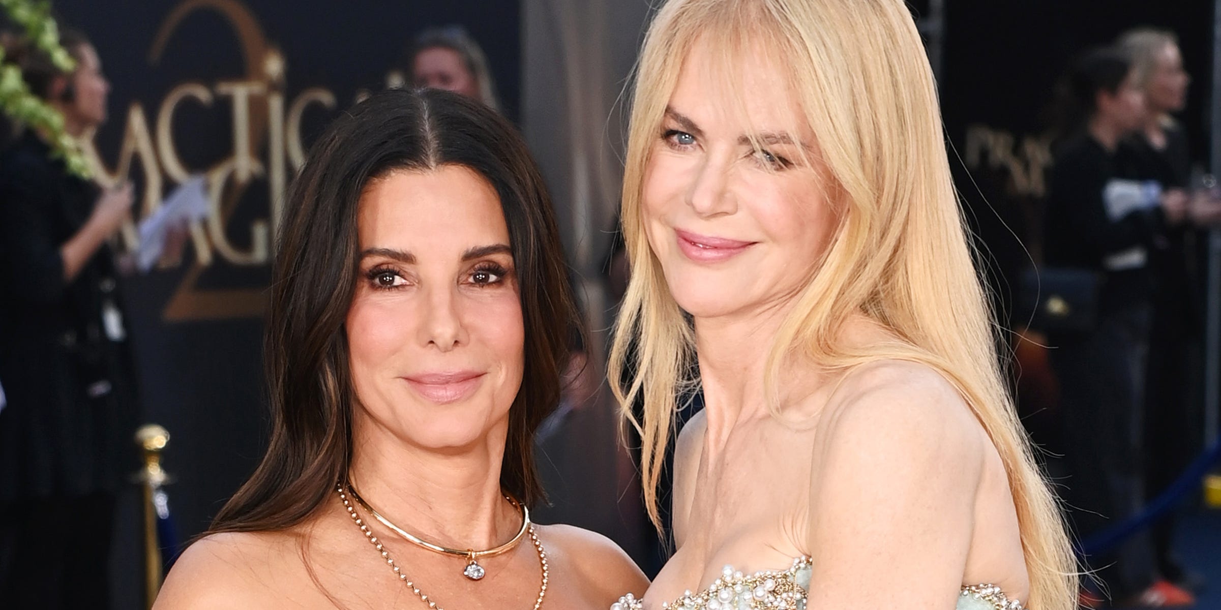 Sandra Bullock and Nicole Kidman are an enchanting duo at the 