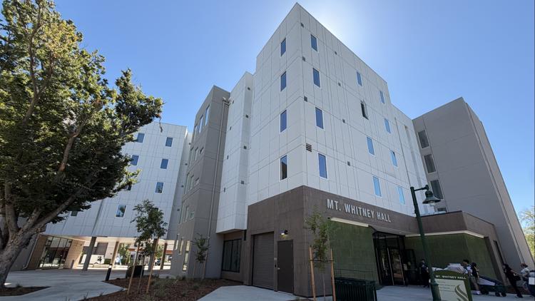 Sacramento State opens new residence hall as first-year on-campus living requirement begins
