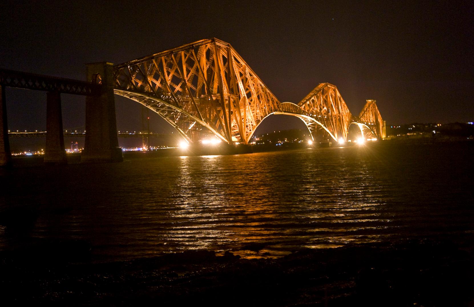 Calls for better illumination of Forth Bridge as Network Rail says no ...