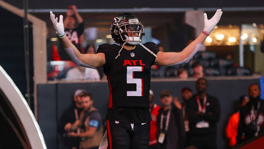 One WR to target in every round of fantasy football in 2026 featuring ...