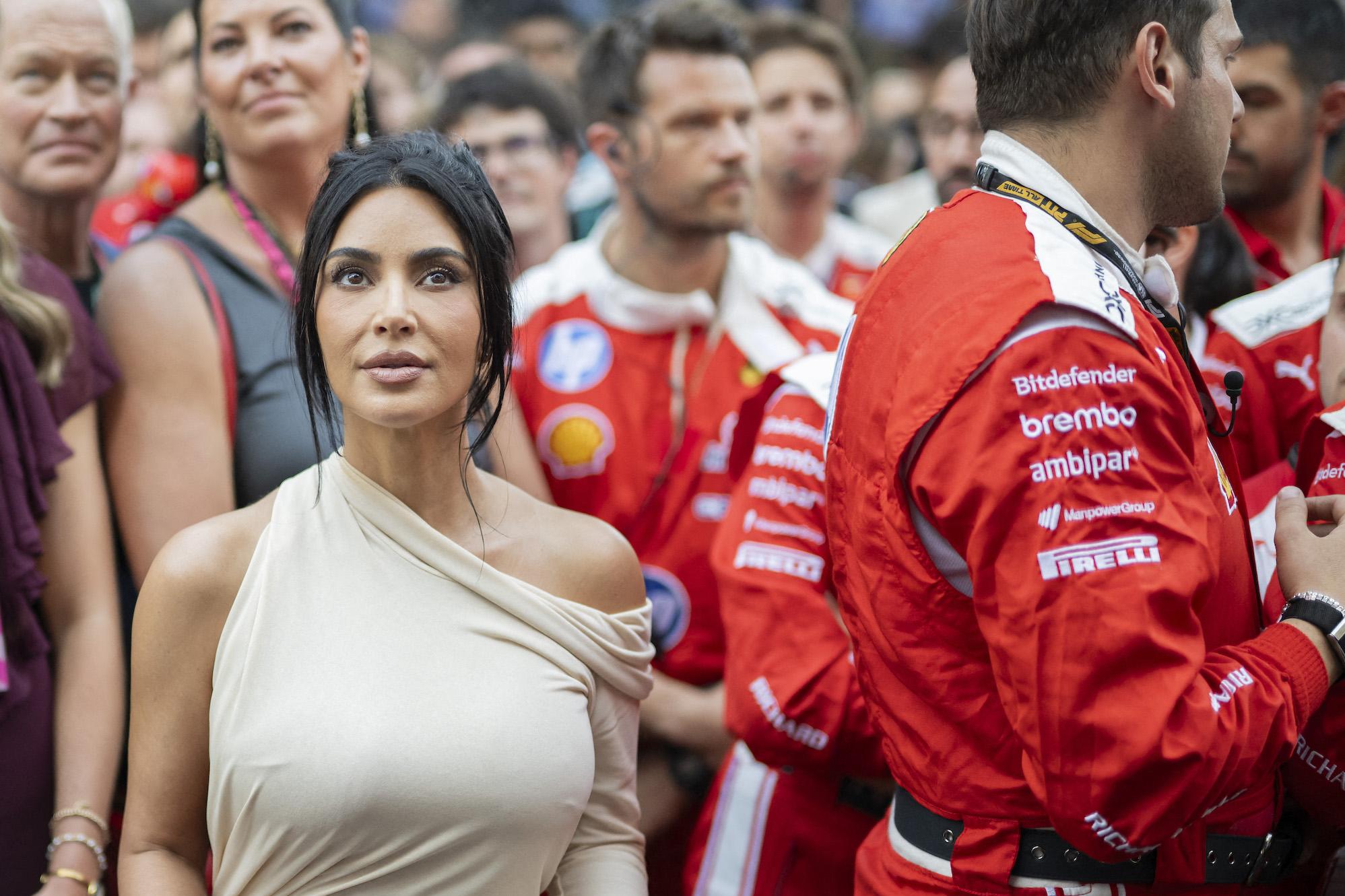 Pourquoi Kim Kardashian, Charli XCX, Jennifer Aniston ont toutes misé sur le sperme de saumon