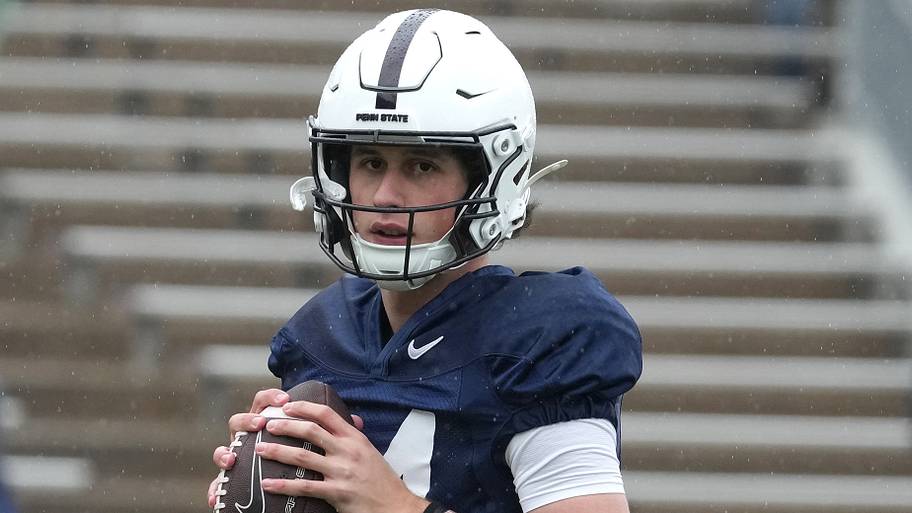 Peyton Falzone's tight end position switch is already off to a good start