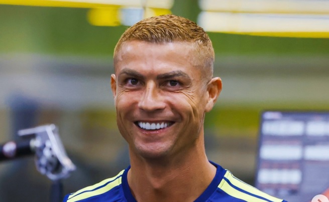 Sau đám cưới, Ronaldo báo tin không vui cho người hâm mộ