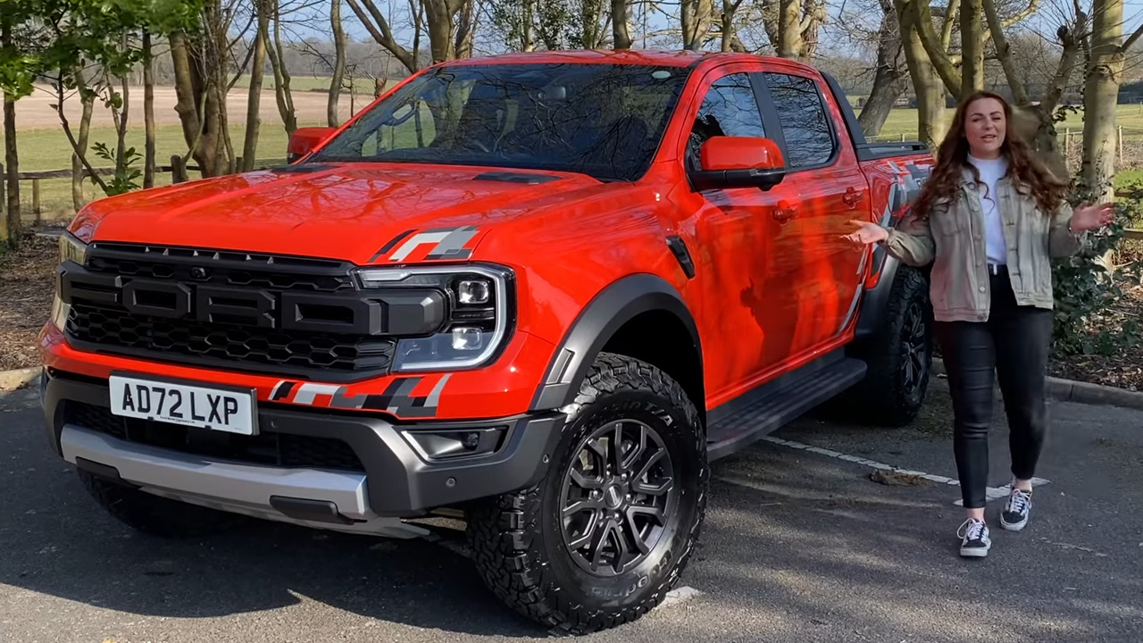 The new Ford Ranger Raptor goes wild with V6 power!
