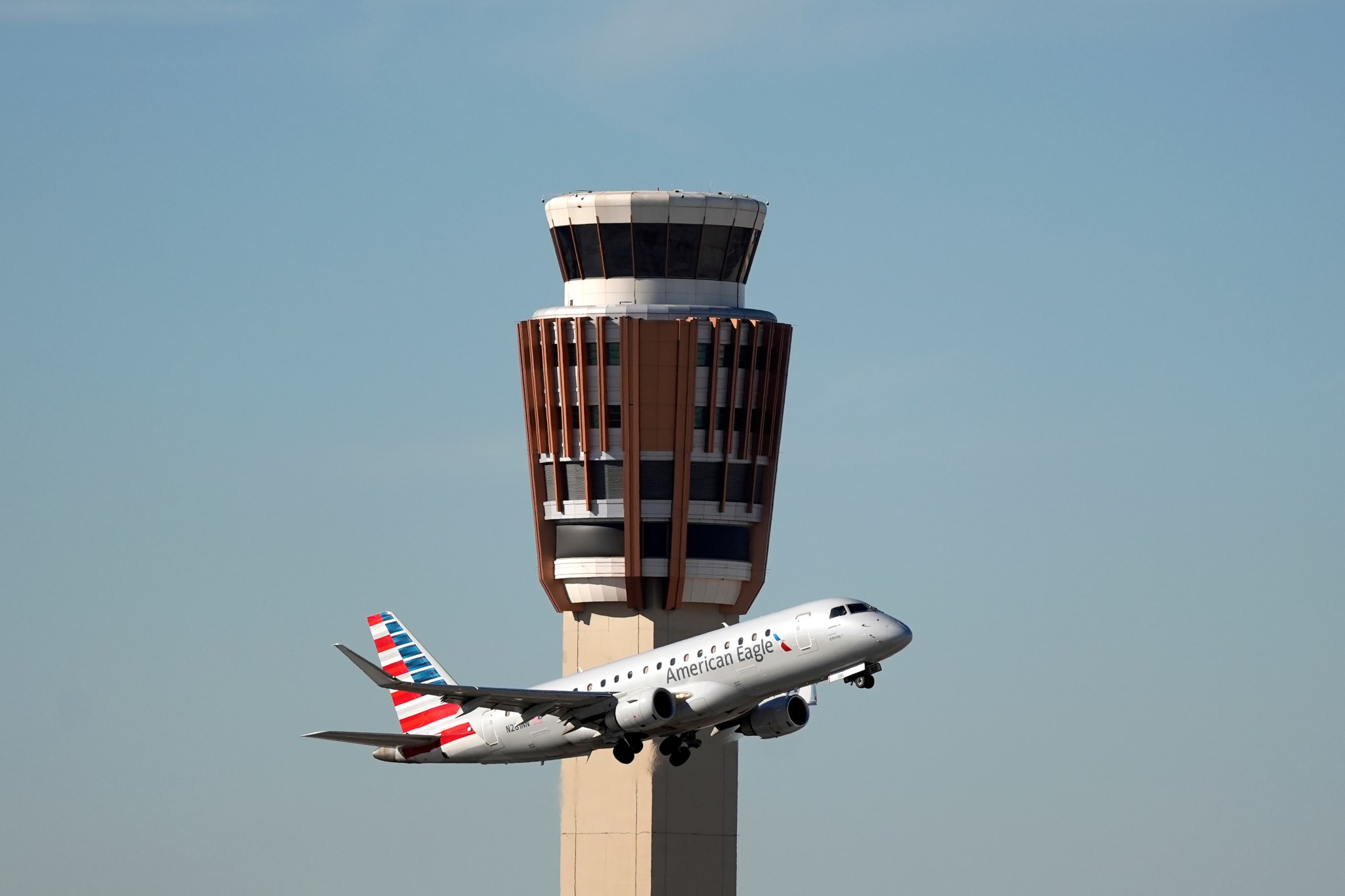 Two American Airlines jets with same flight number narrowly avoid disaster