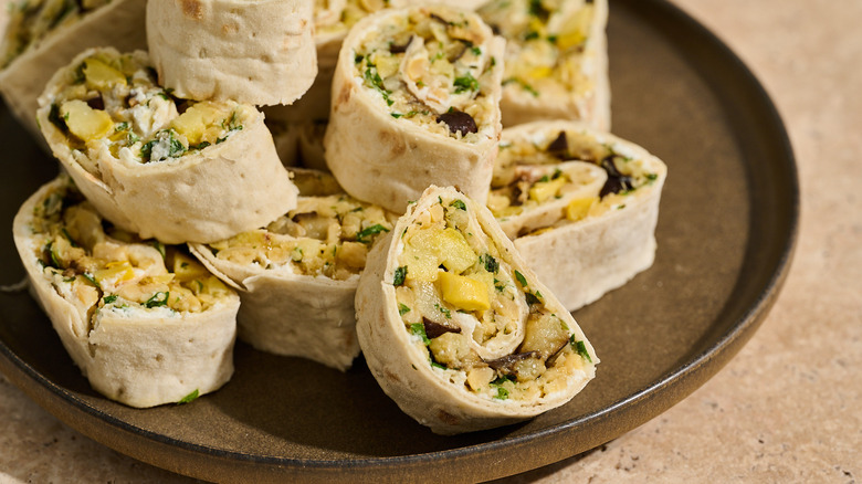 Summer veggie pinwheel sandwiches recipe