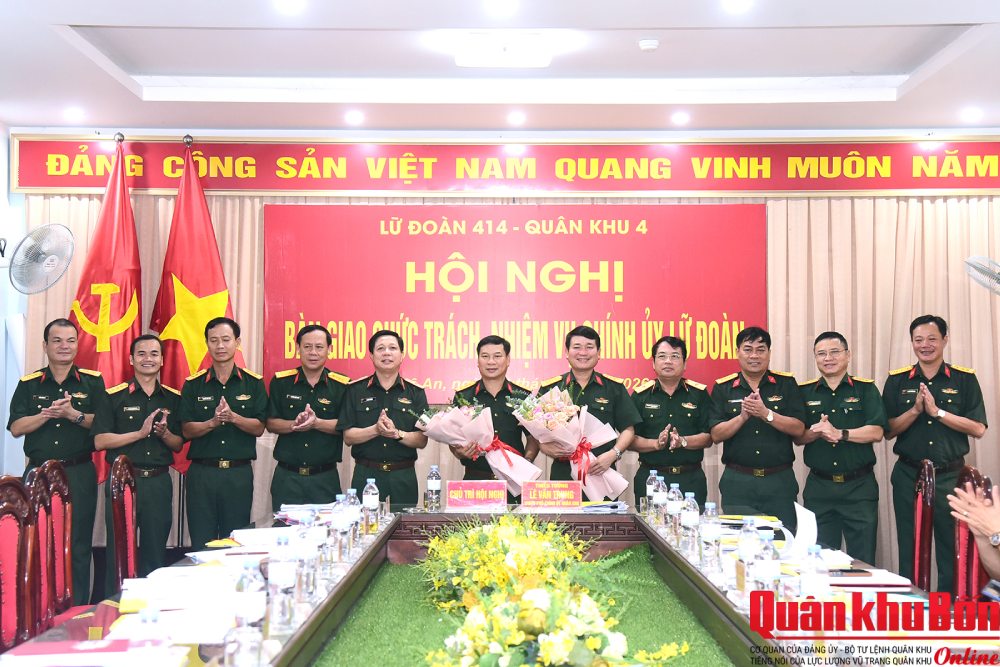 3 đại tá, 2 thượng tá, 1 trung tá quân đội nhận nhiệm vụ mới