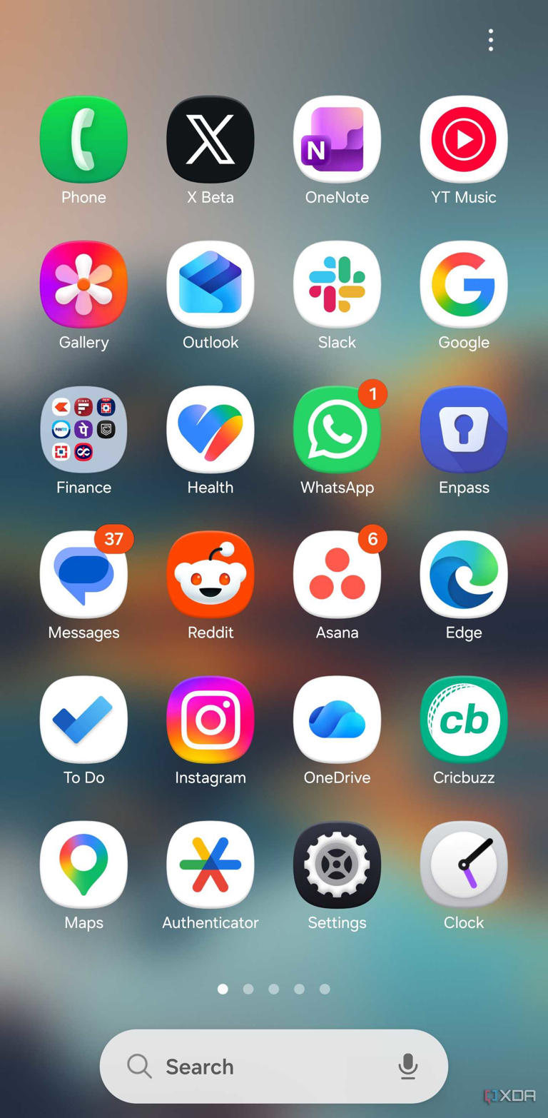 I stripped the distractions out of Android Auto, and I like it so much ...