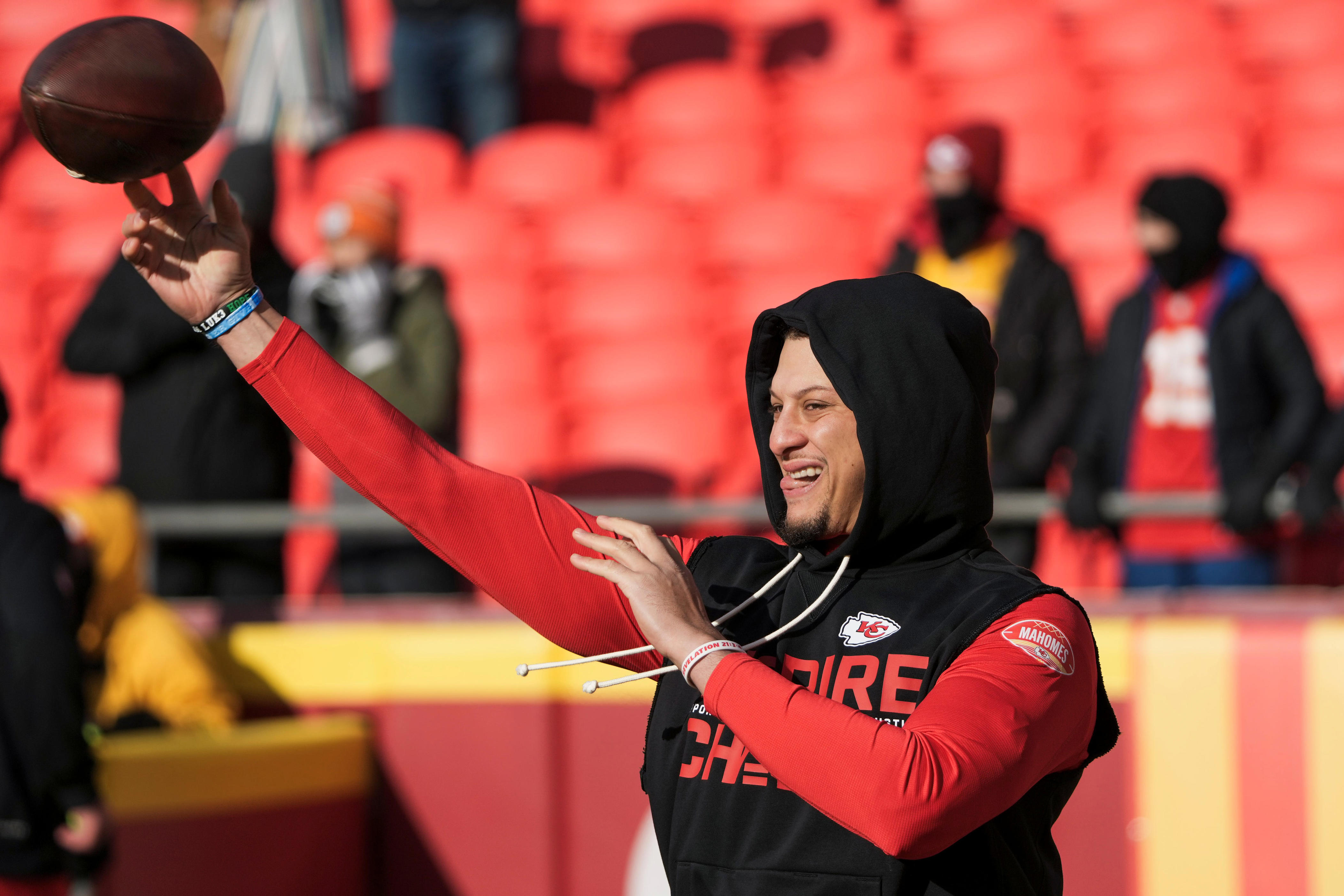 Will Patrick Mahomes play today? Status update for Chiefs QB in Week 6