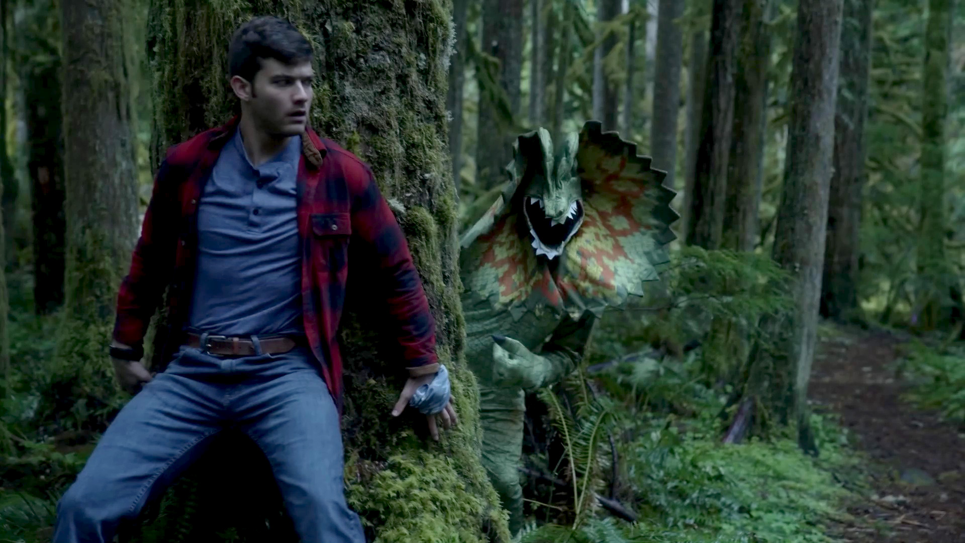 Jurassic World dinosaur chase in real life