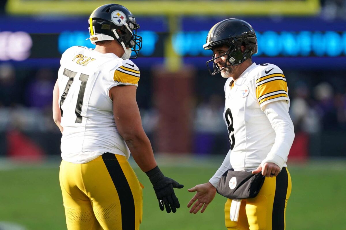 Steelers-Packers game screenshot brutally highlights how old Aaron ...