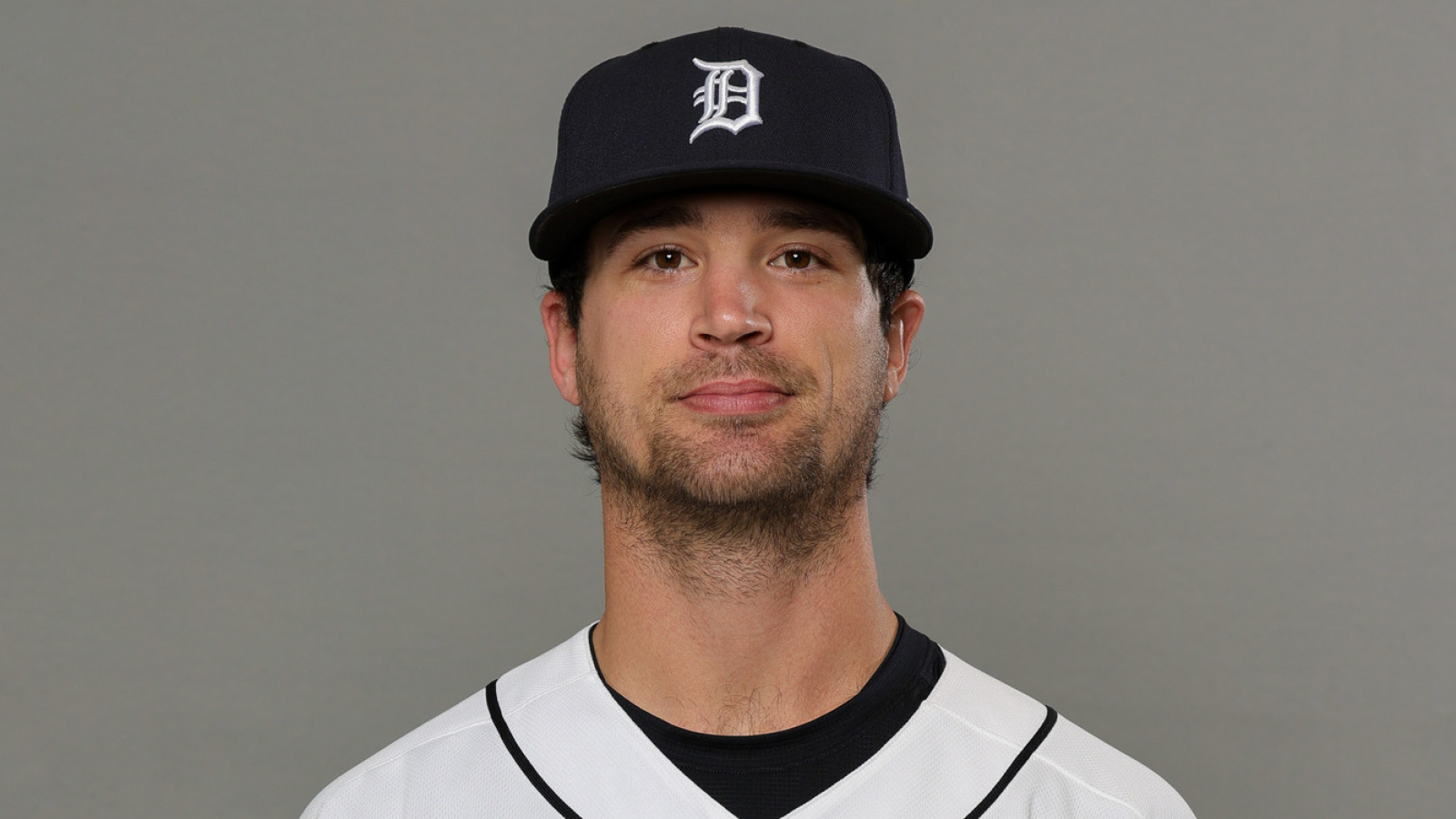 Mariners claim Troy Watson