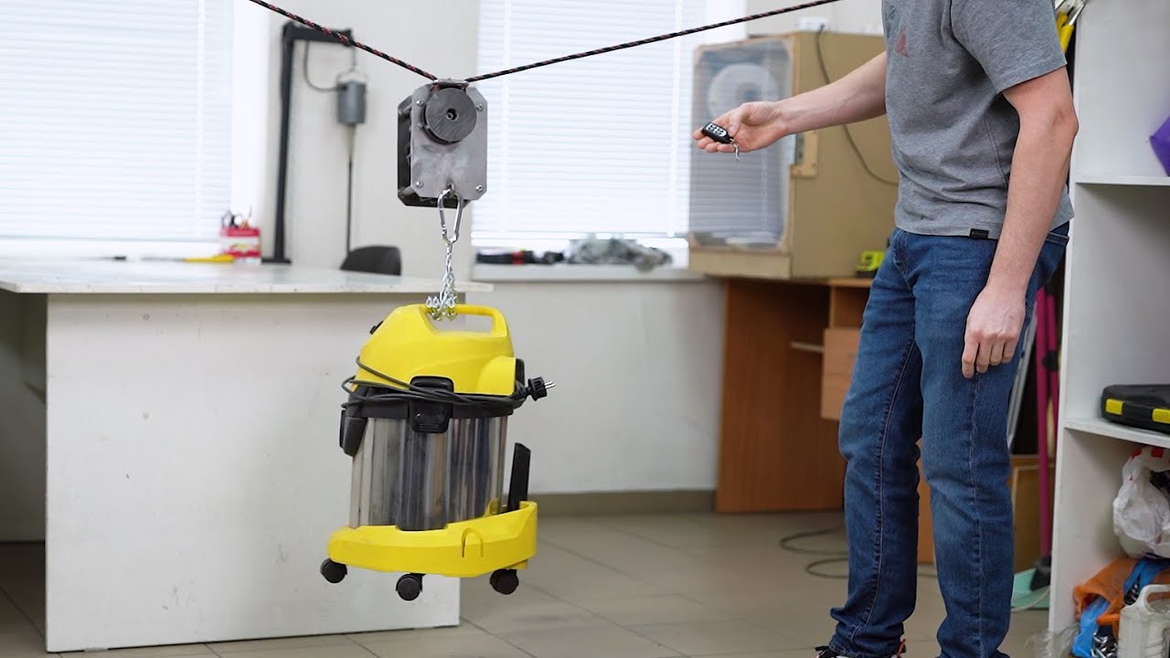 Simple automatic lifting machine