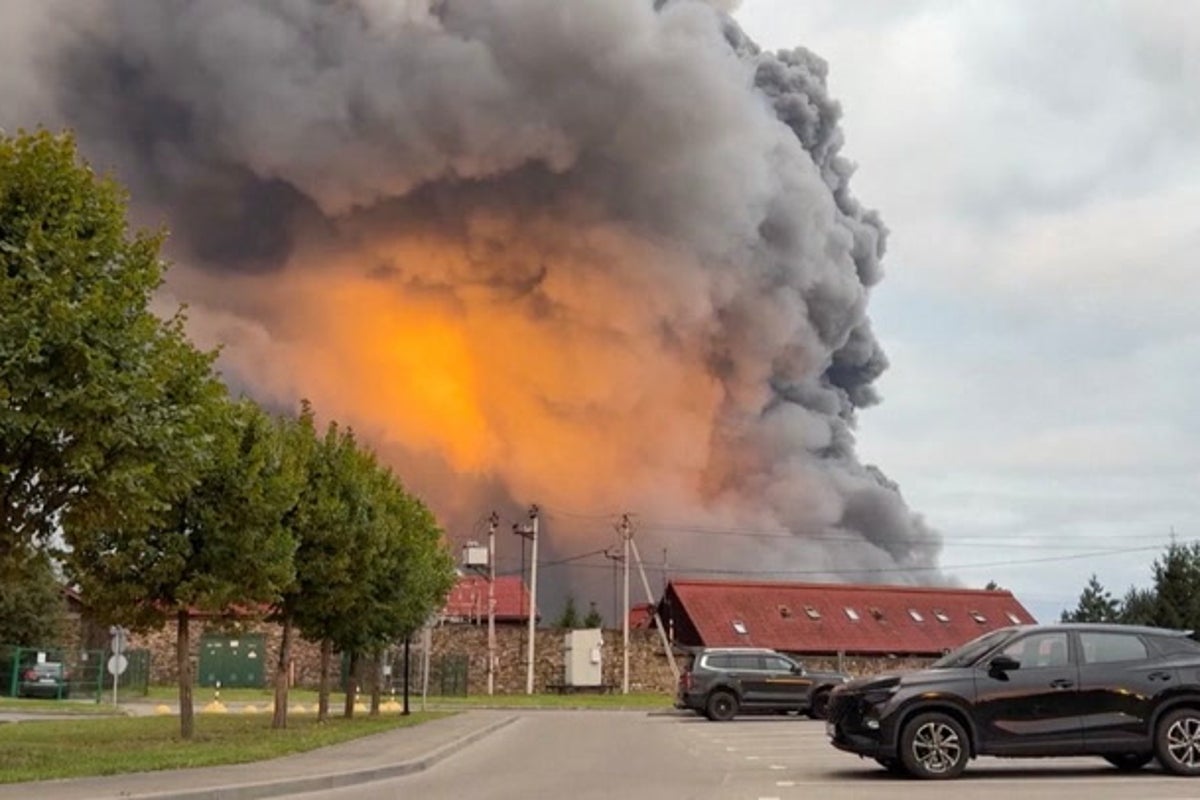 Moscow factory up in flames as Ukraine launches huge drone attack