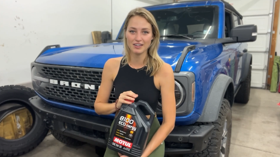 Why skipping oil changes can damage an engine