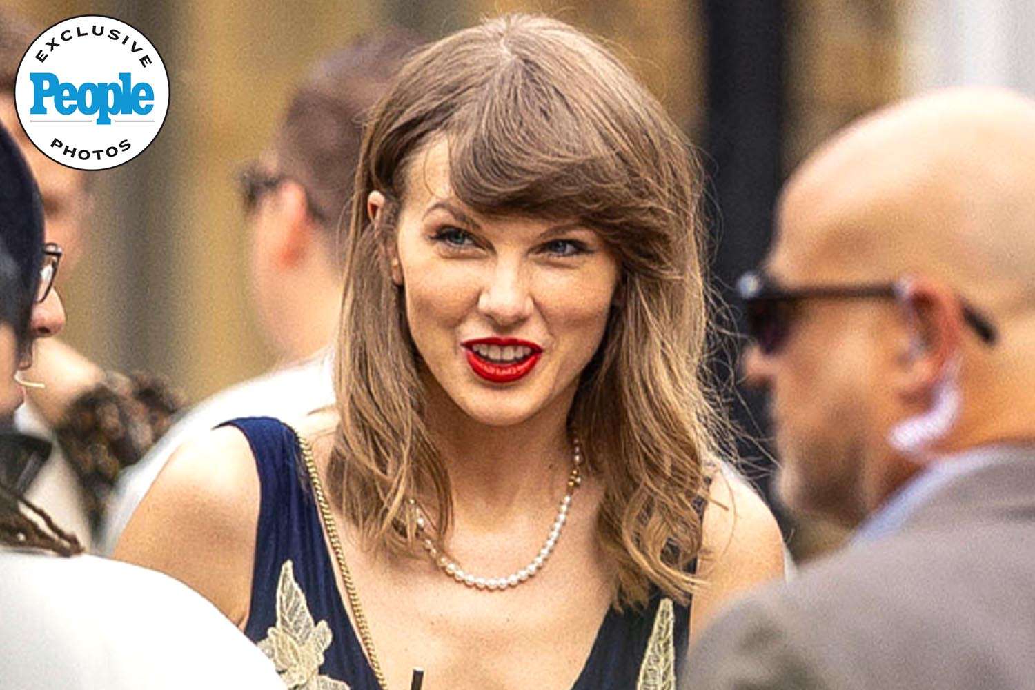 Newlywed Taylor Swift debuts her shortest hair in years at UK wedding with pals Sabrina Carpenter, Jack Antonoff