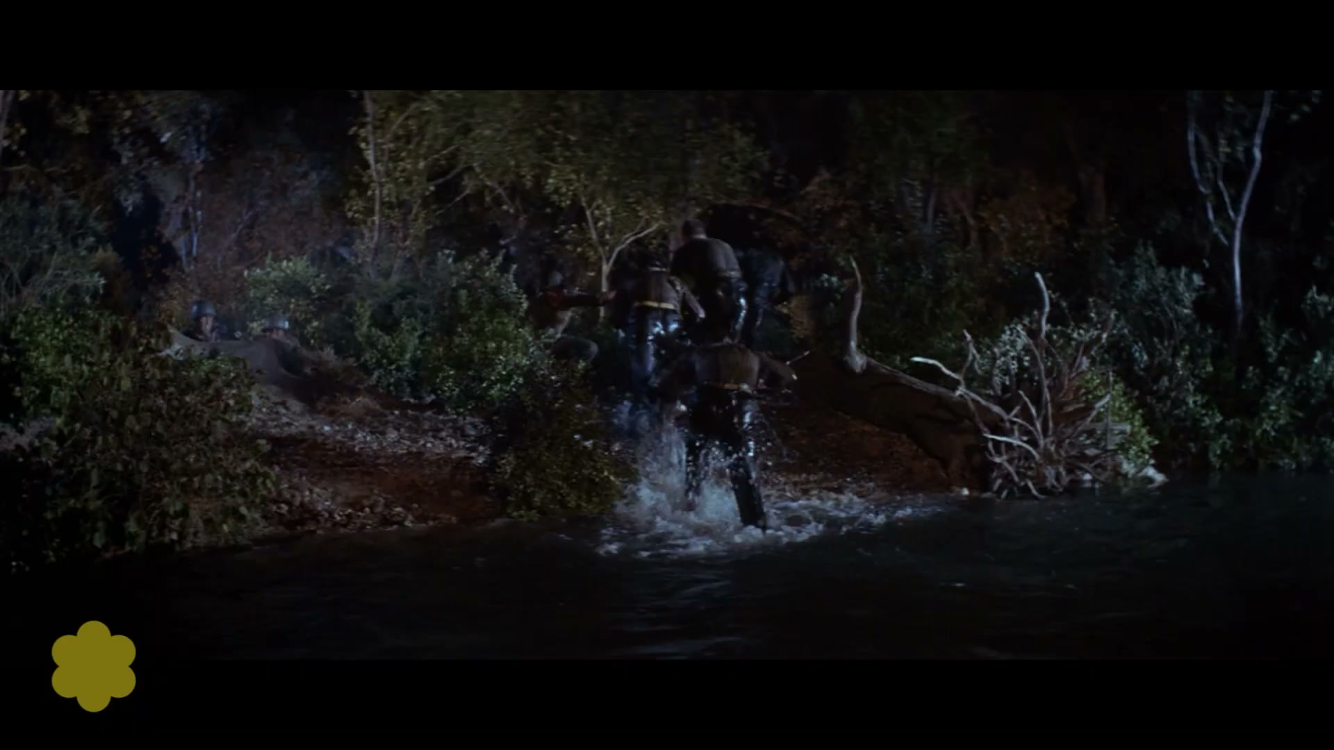 Audie Murphy assaults a German position | To Hell and Back