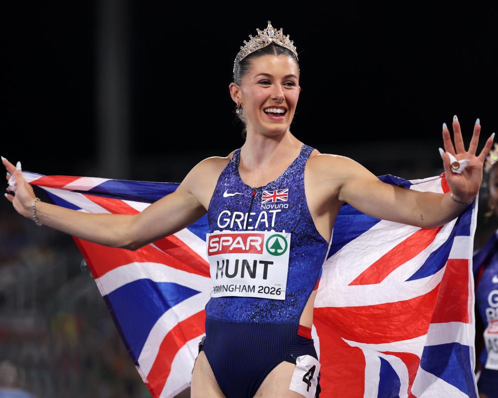 Amy Hunt's 'dream comes true' with fourth European Championships gold