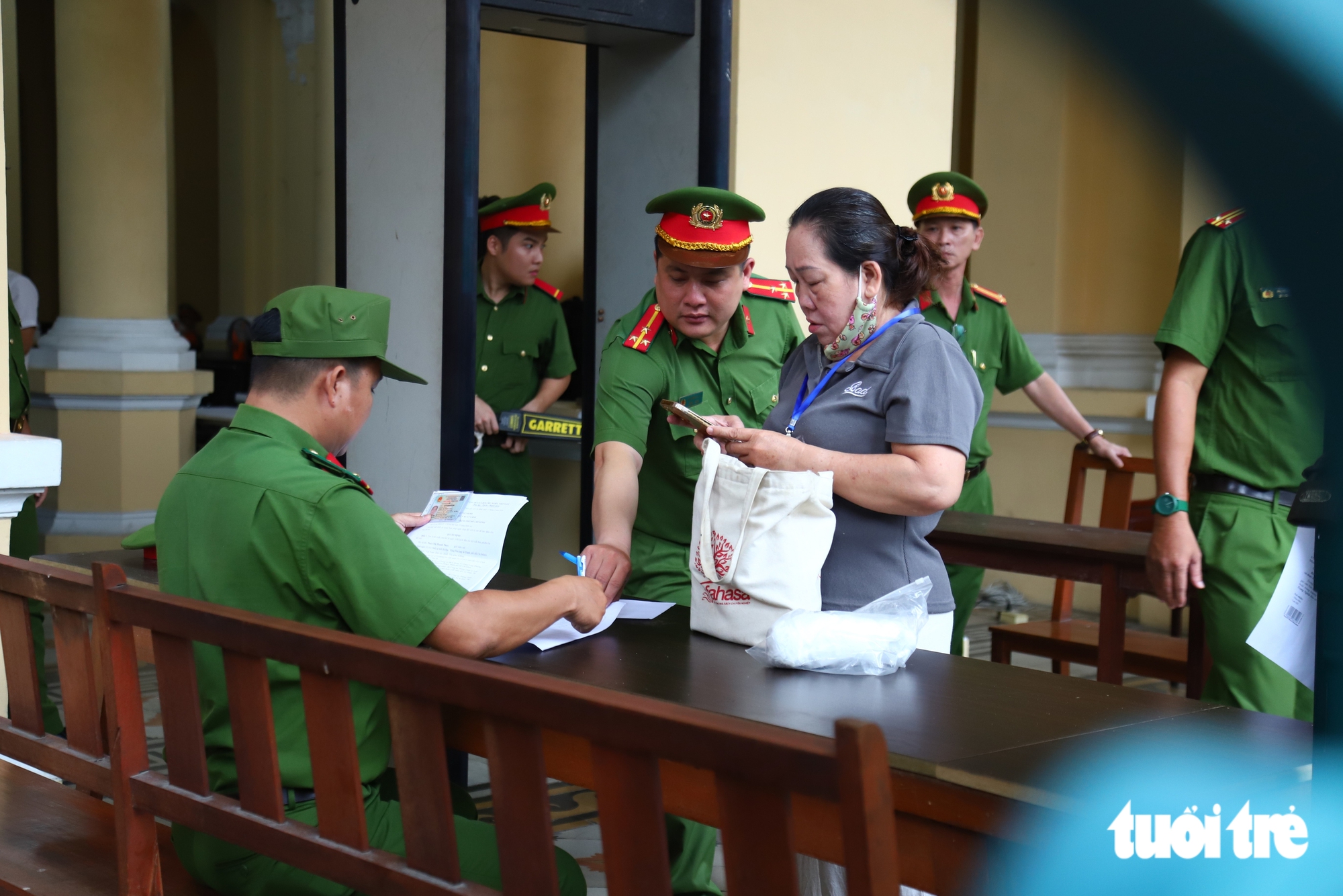 An ninh thắt chặt tại phiên xử 227 bị cáo trong chuyên án ma túy VN10