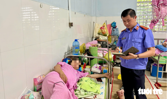 Vì sao công an xã từ chối nhận hồ sơ hoãn án tù của người phụ nữ vừa sinh con?