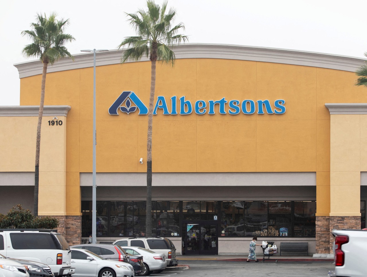 Albertsons says its shoppers are buying more—thanks to AI