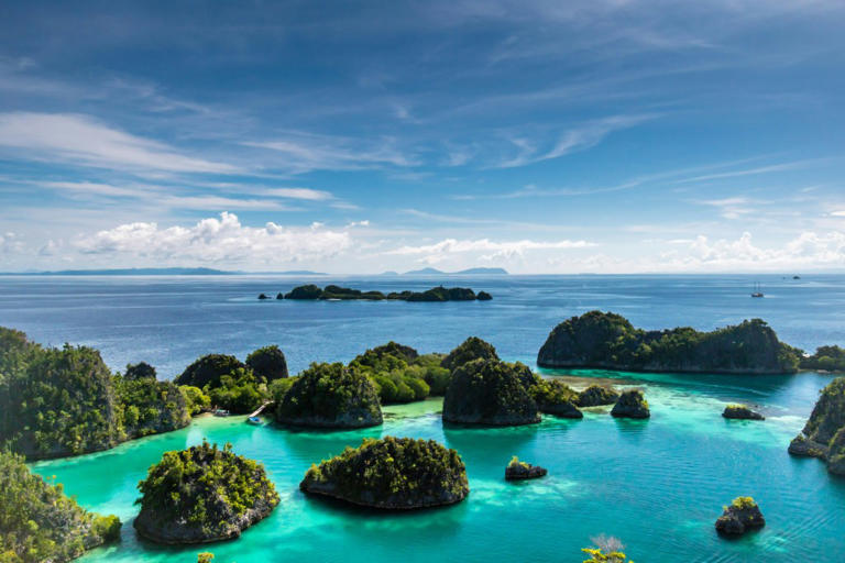 Top places to travel in 2026 according to global search trends