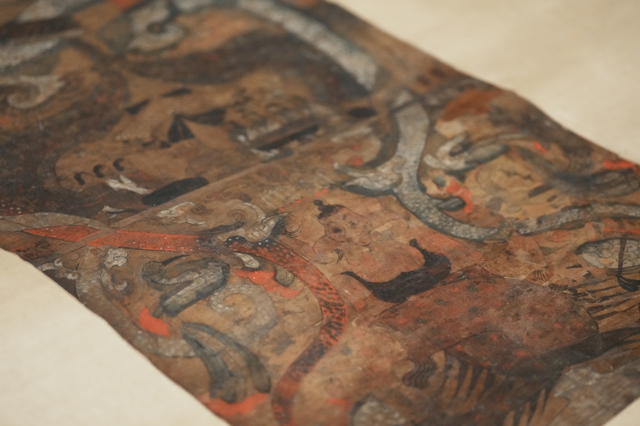中新社：马王堆“千金之家”展陈更替 两幅母子帛画接棒登场