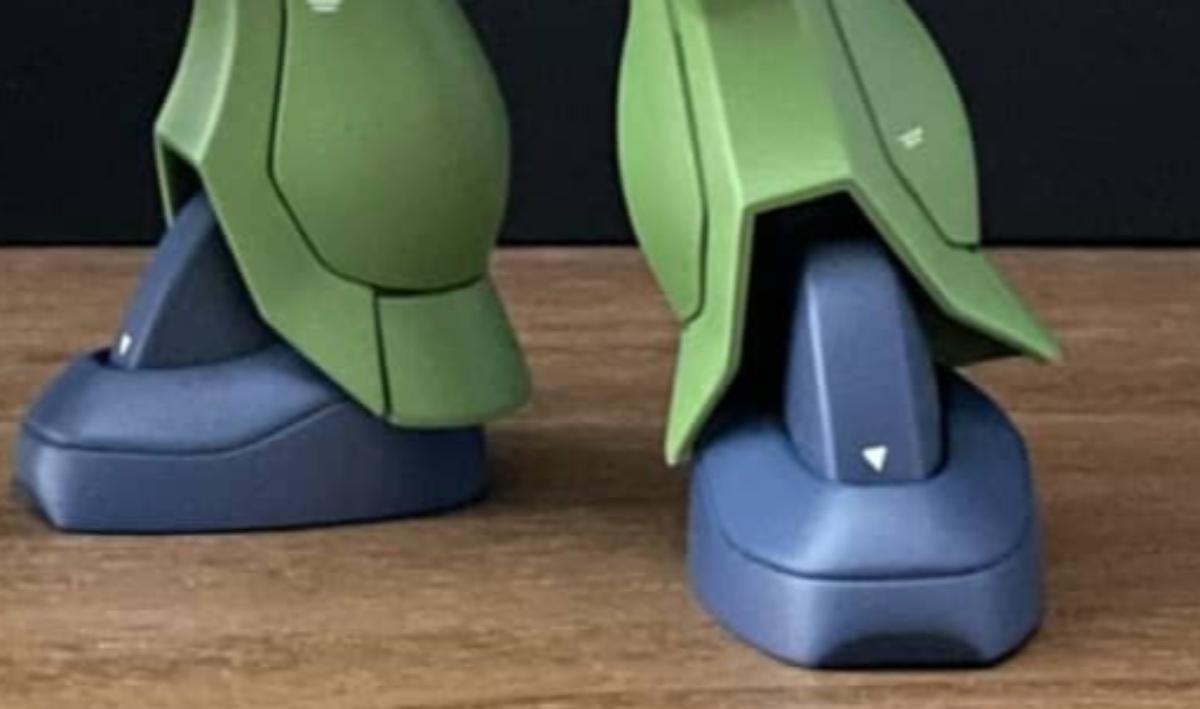 ザクIIのガンプラをモデラーが本気で改修すると… ありえないビフォーアフターに反響「どこをどうやった」