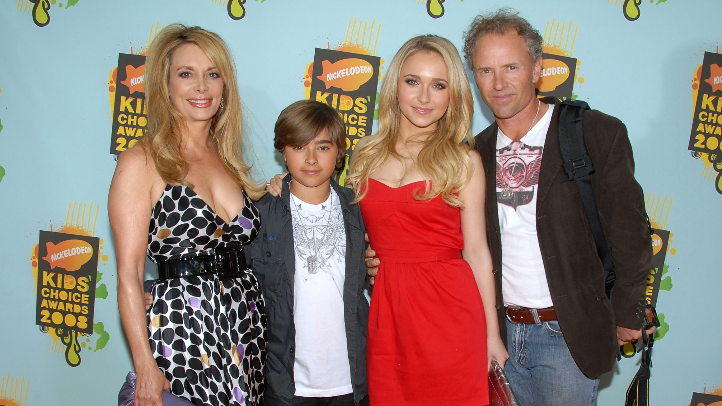 who-are-hayden-panettiere-s-parents-meet-her-mom-lesley-dad-skip