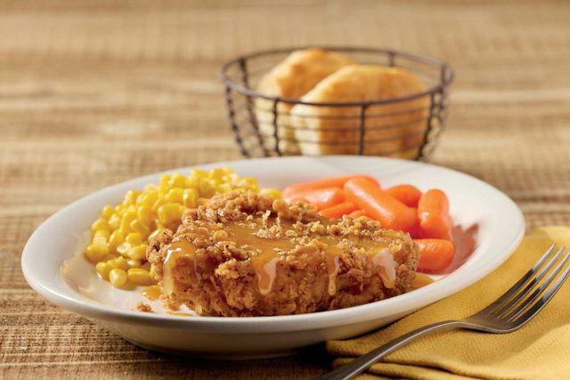 Cracker Barrel introduces crispy homestyle chicken meal deals starting ...