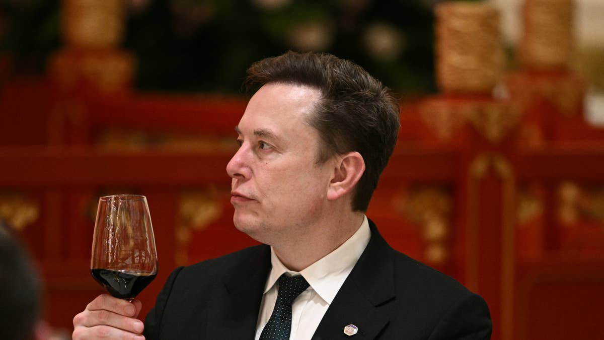 Elon Musk warns on taxing billionaires amid $40T debt