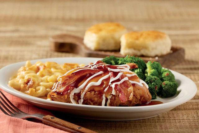 Cracker Barrel introduces crispy homestyle chicken meal deals starting ...